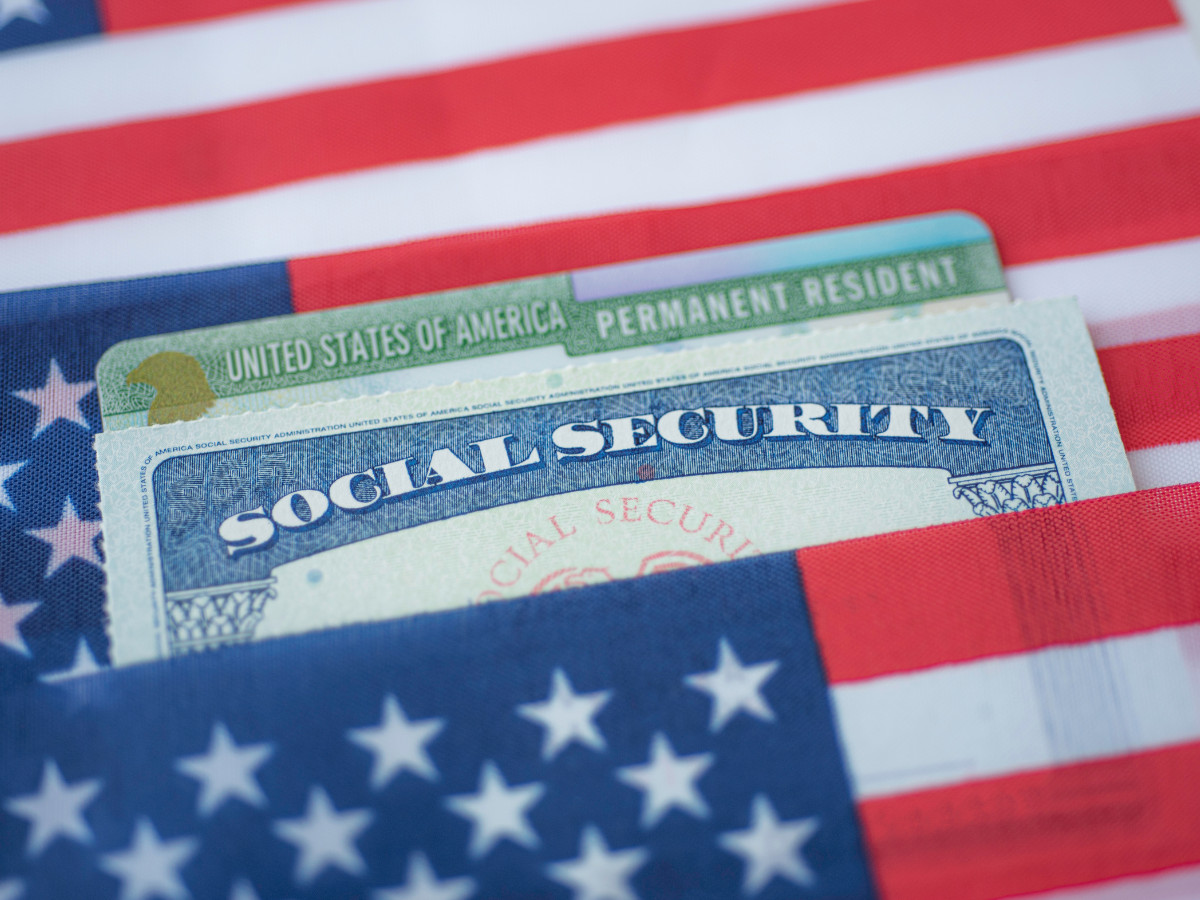 How an Immigration Lawyer Can Help With Your Green Card Application